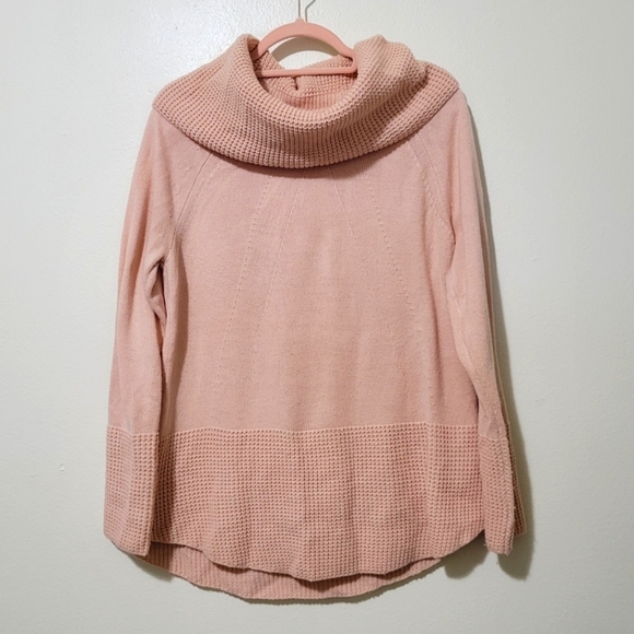 Calvin Klein Boho Pink Salmon Waffle Knit Oversized Cowl Neck Sweater Sz Medium - Picture 1 of 9